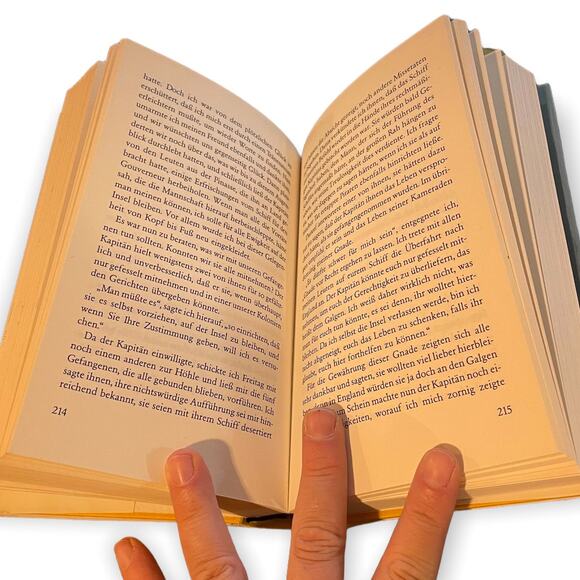 Daniel Defoe Robinson Crusoe R.L. Stevenson Die Schatzinsel German Hardcover - Picture 2 of 3